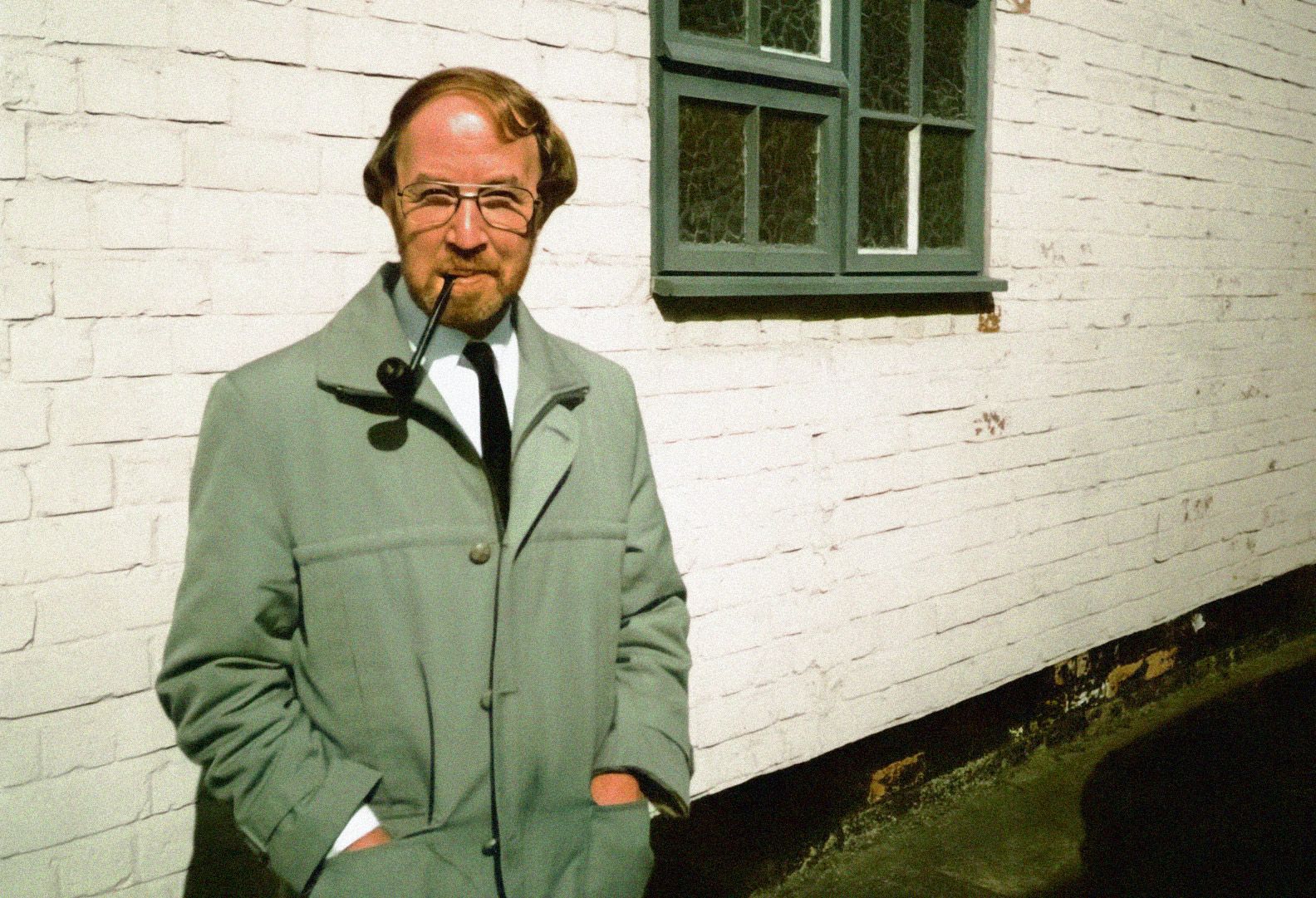 Stylish Cliff Bradley at Bradleys Walk