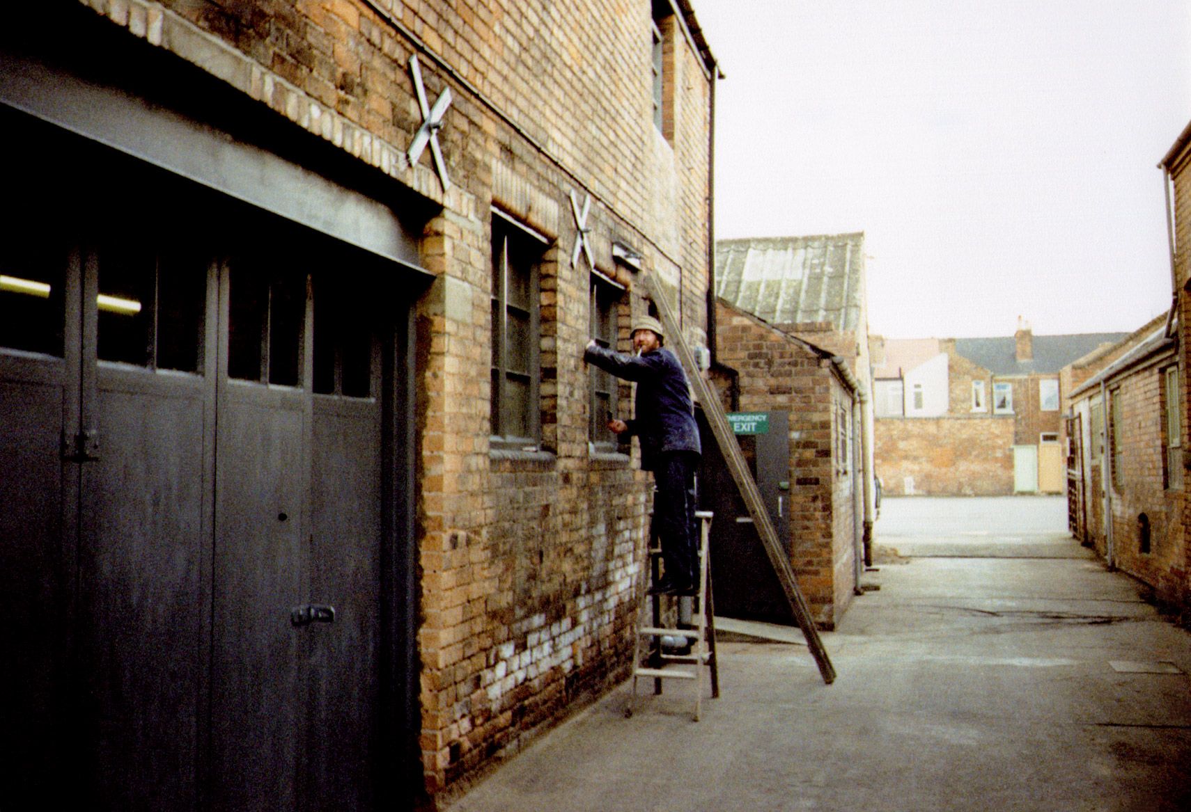 Cliff Bradley Getting Hands On