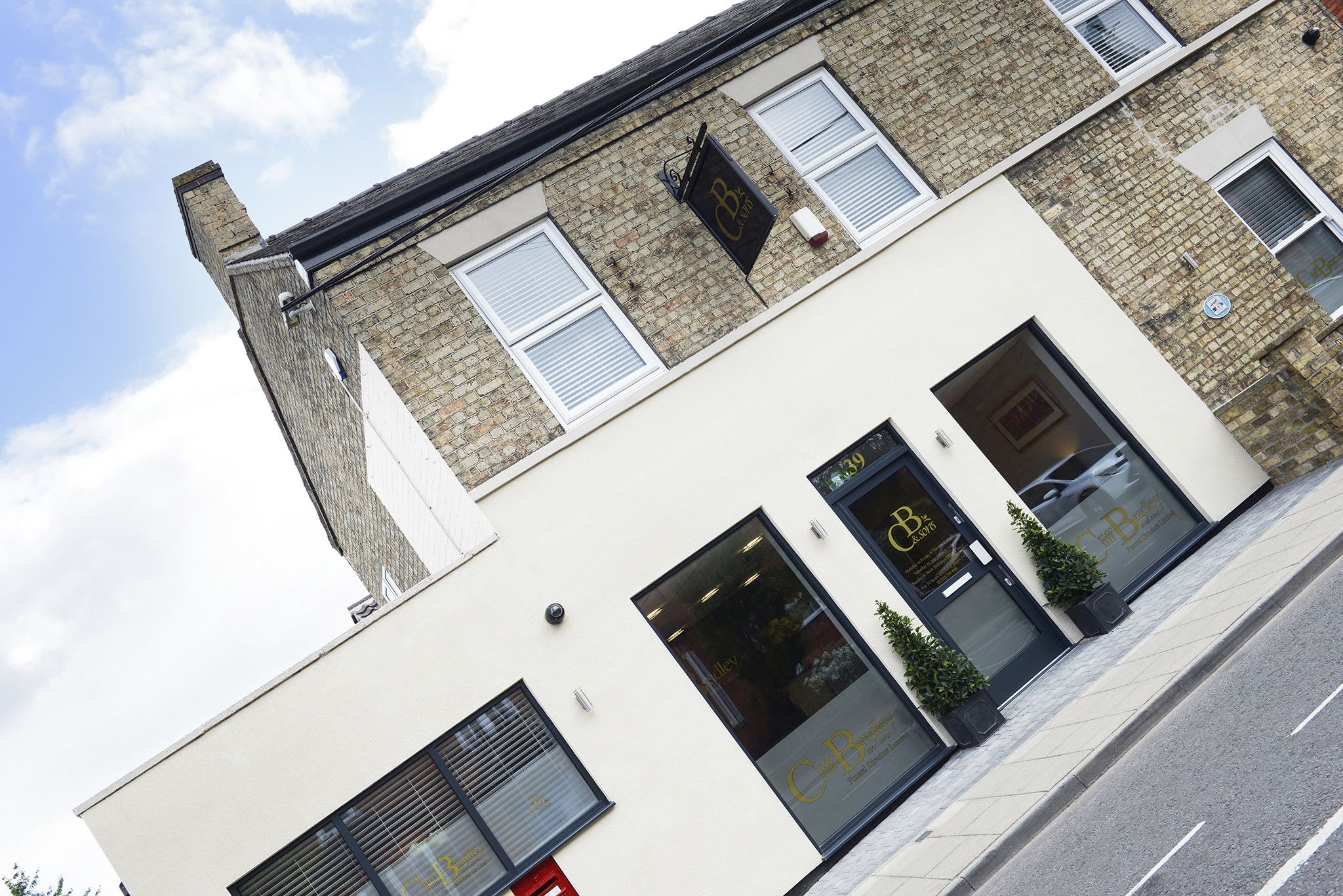 New Saxilby Funeral Director